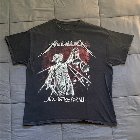 Spencer's Black Metallica Graphic Tee - Picture 1 of 3
